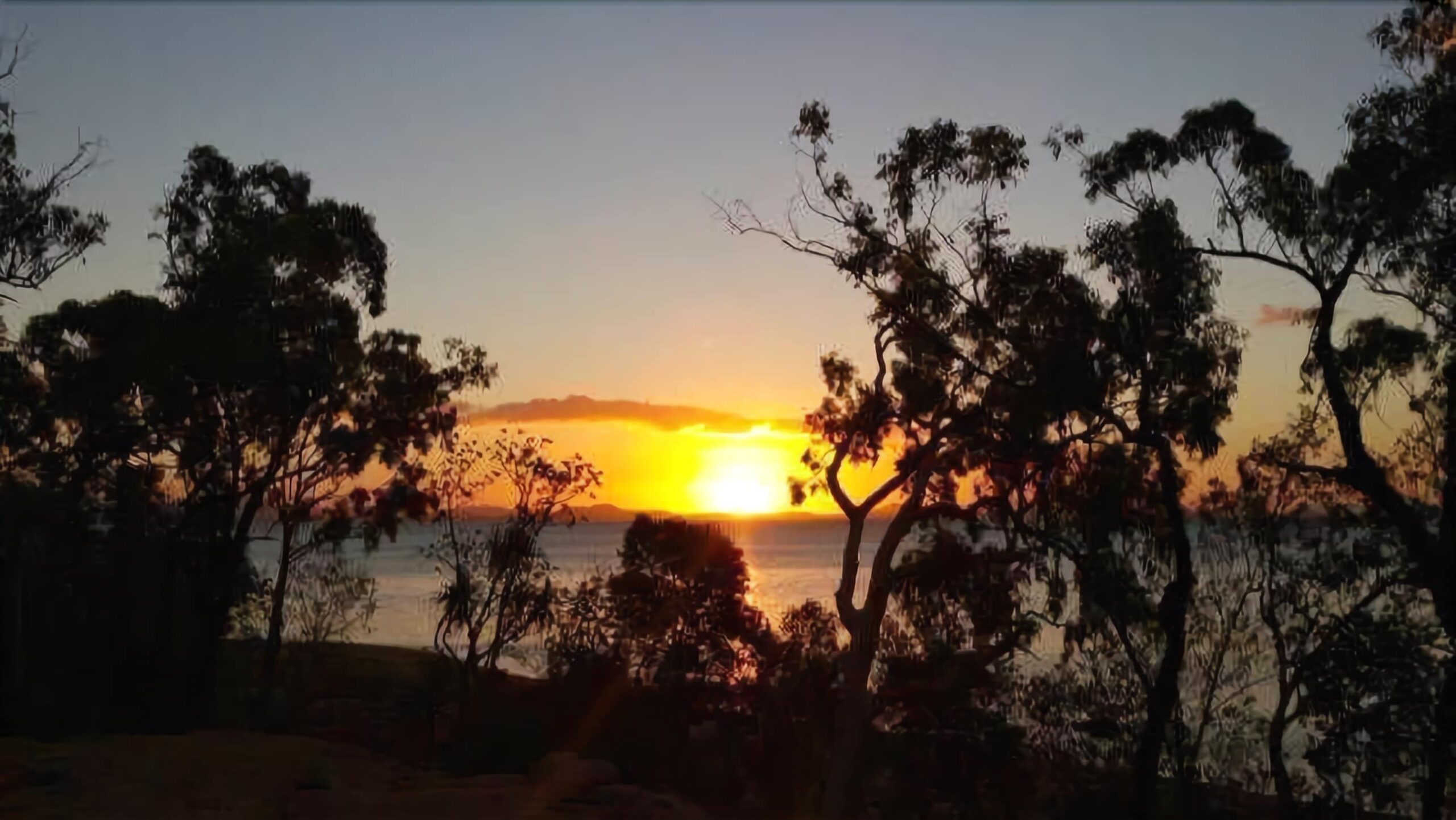 'cape Gloucester Retreat', Beachfront Seclusion!