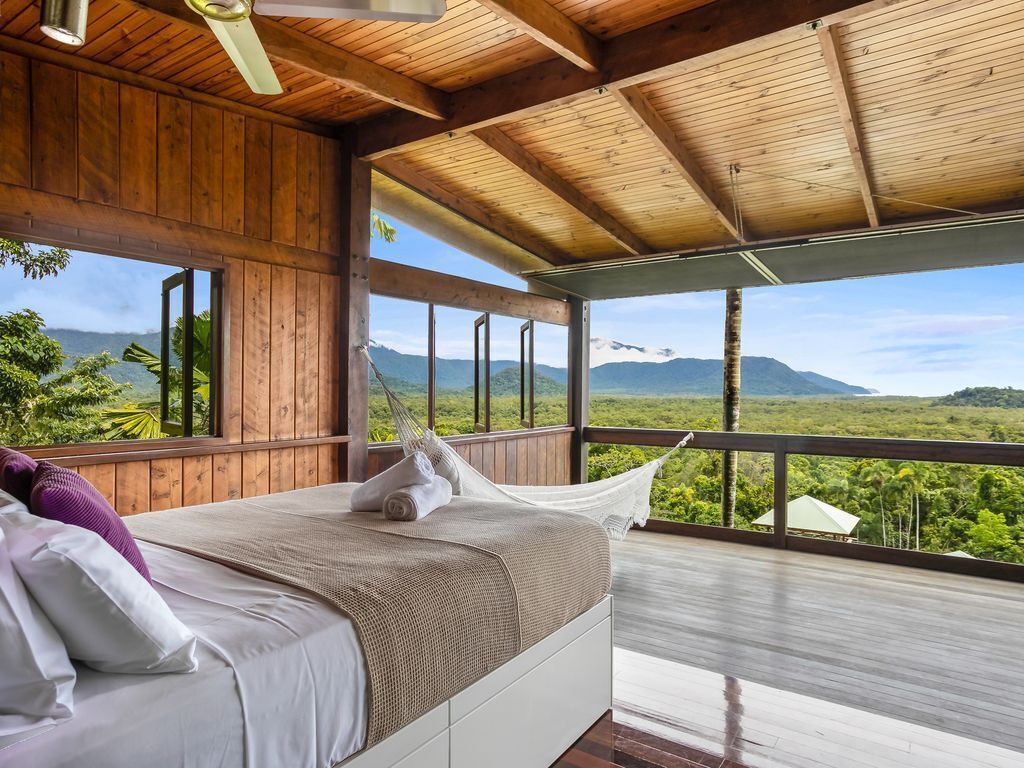 Daintree Holiday Homes - La Vista - Ocean Views With Private Pool & Jet Spa