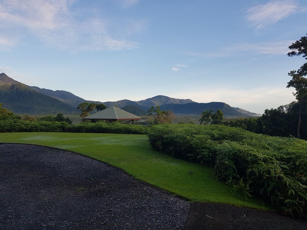 Daintree Holiday Homes - La Vista - Ocean Views With Private Pool & Jet Spa