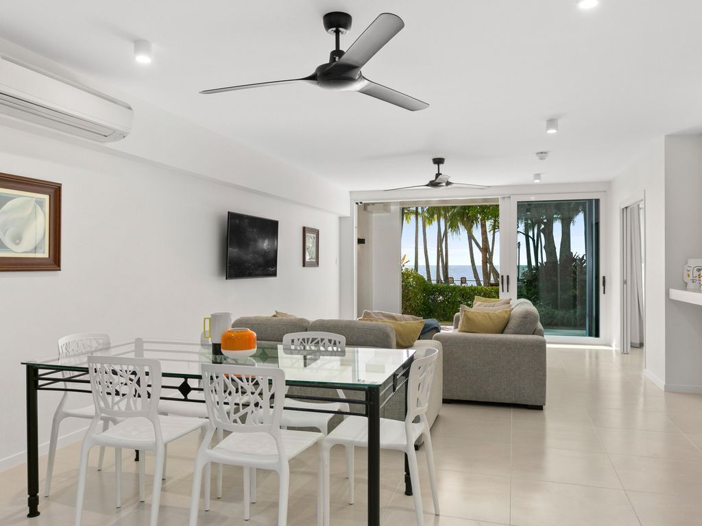 21 Alamanda, Palm Cove - Ground-floor, Absolute Beachfront Luxury