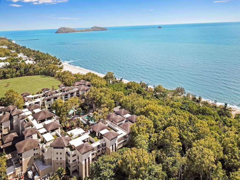 Sea Temple Palm Cove Apt 207 Offers Luxury Beach Accommodation in Palm Cove