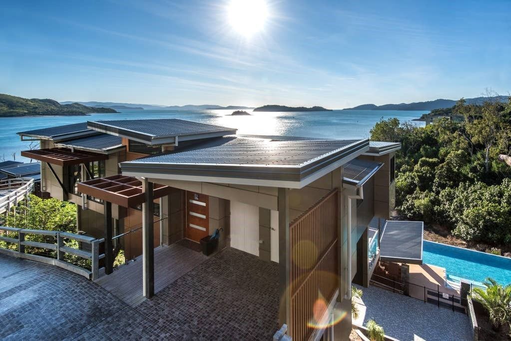 Hidden Cove 6 - Stunning Seaview Apartment on Hamilton Island