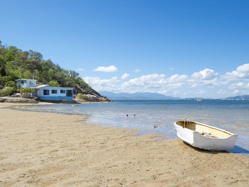 Blue on Cockle – Picnic Bay, QLD