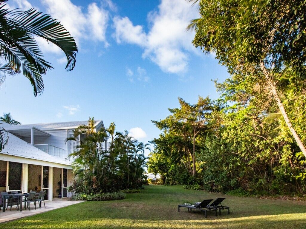 Beachfront Mirage Villa 435 - Four Mile Beach Port Douglas