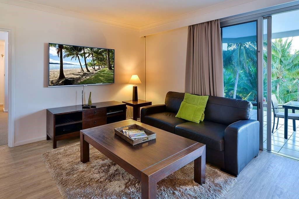 Poinciana Lodge 001 - Stunning Apartment on Hamilton Island