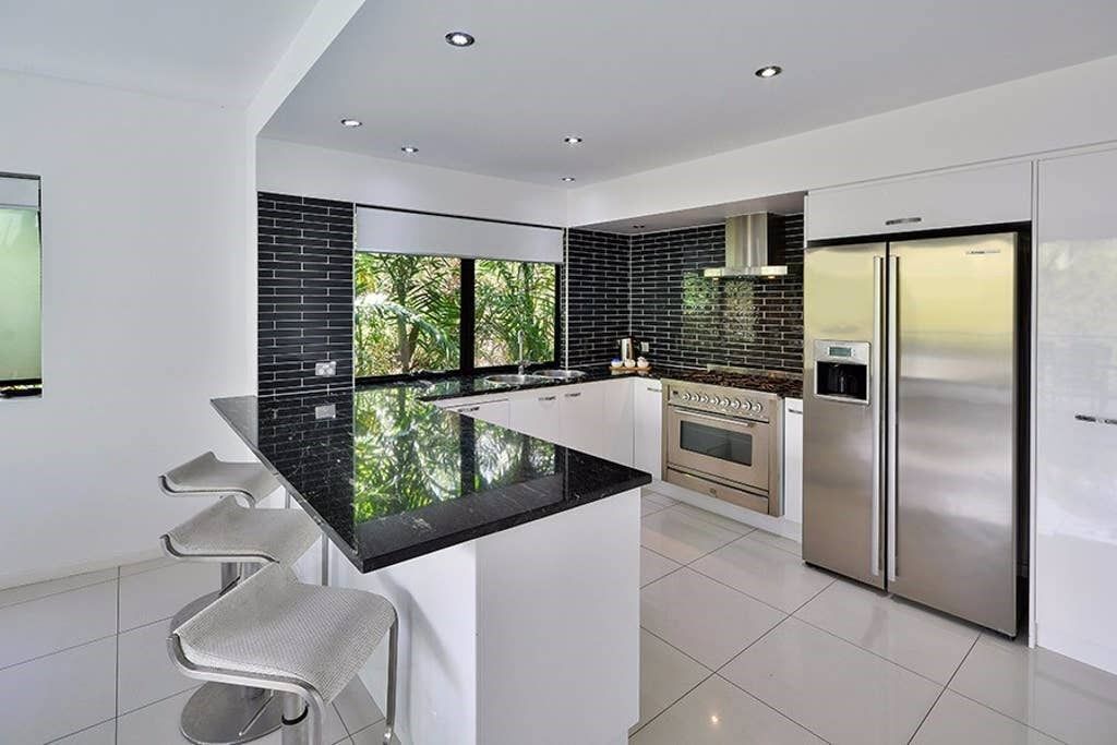 Pinnacle 7 - Garden View Apartment on Hamilton Island