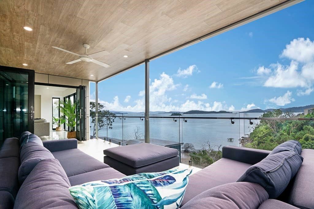 Hidden Cove 6 - Stunning Seaview Apartment on Hamilton Island