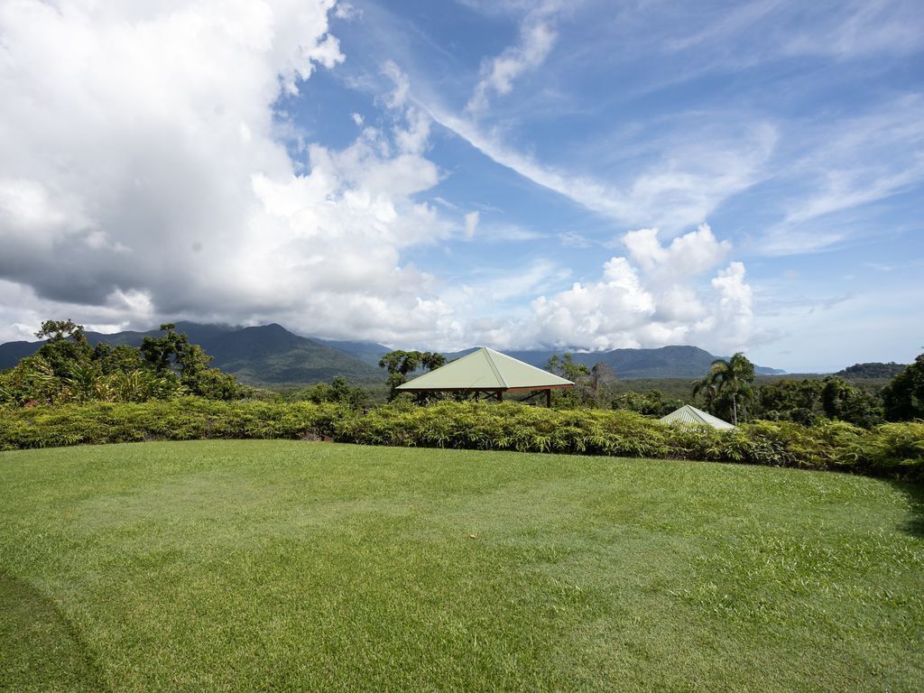 Daintree Holiday Homes - La Vista - Ocean Views With Private Pool & Jet Spa