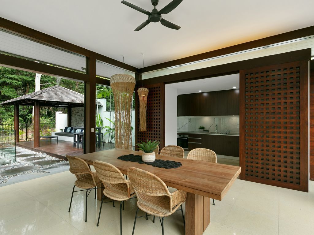 Balinese Style Luxury Accommodation in Popular Palm Cove