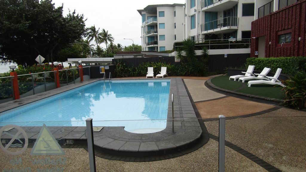 For Work or Play Amazing Ocean Views Fast Wifi Foxtel Pool A/C Strand Front