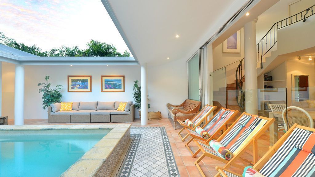 Beachfront 3 Bedroom Bliss in Port Douglas, Private and Perfect Getaway