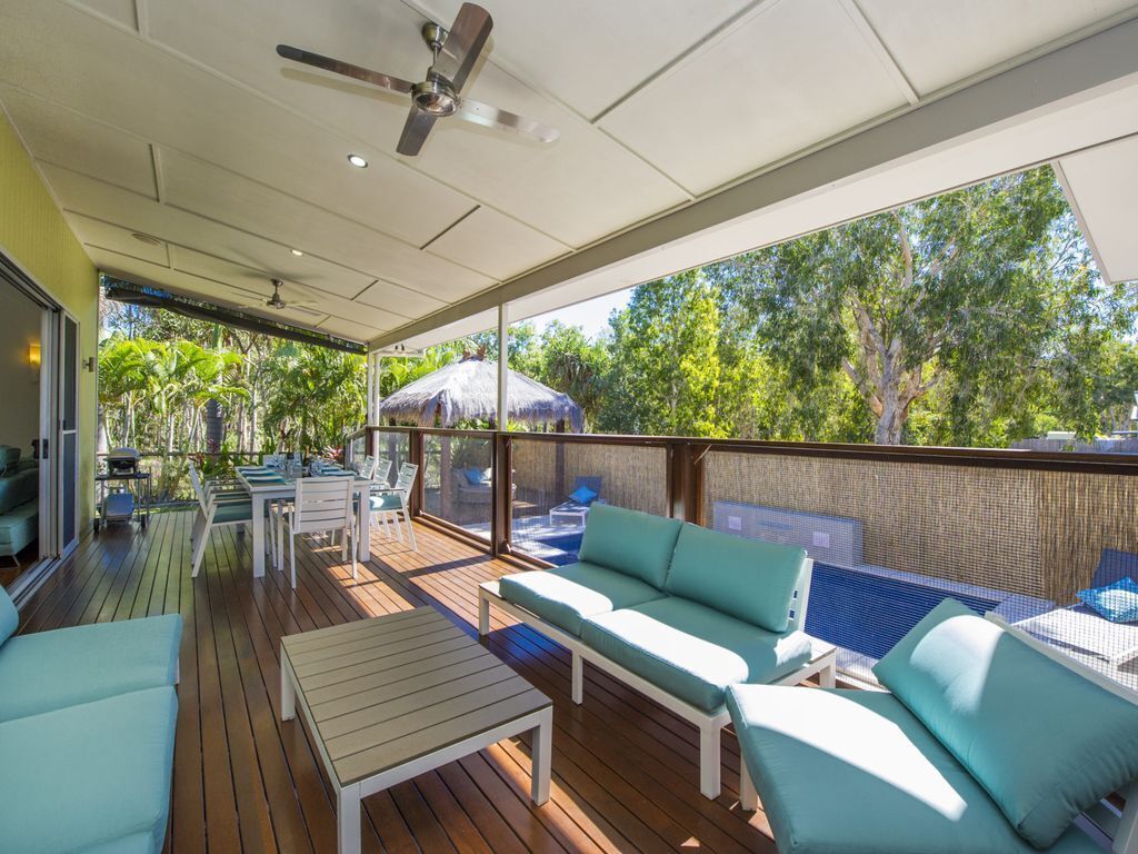 Azur Villa – Horseshoe Bay, QLD