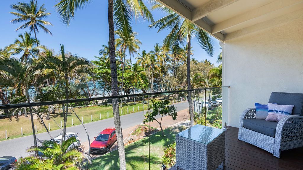 Absolute Beachfront in Port Douglas