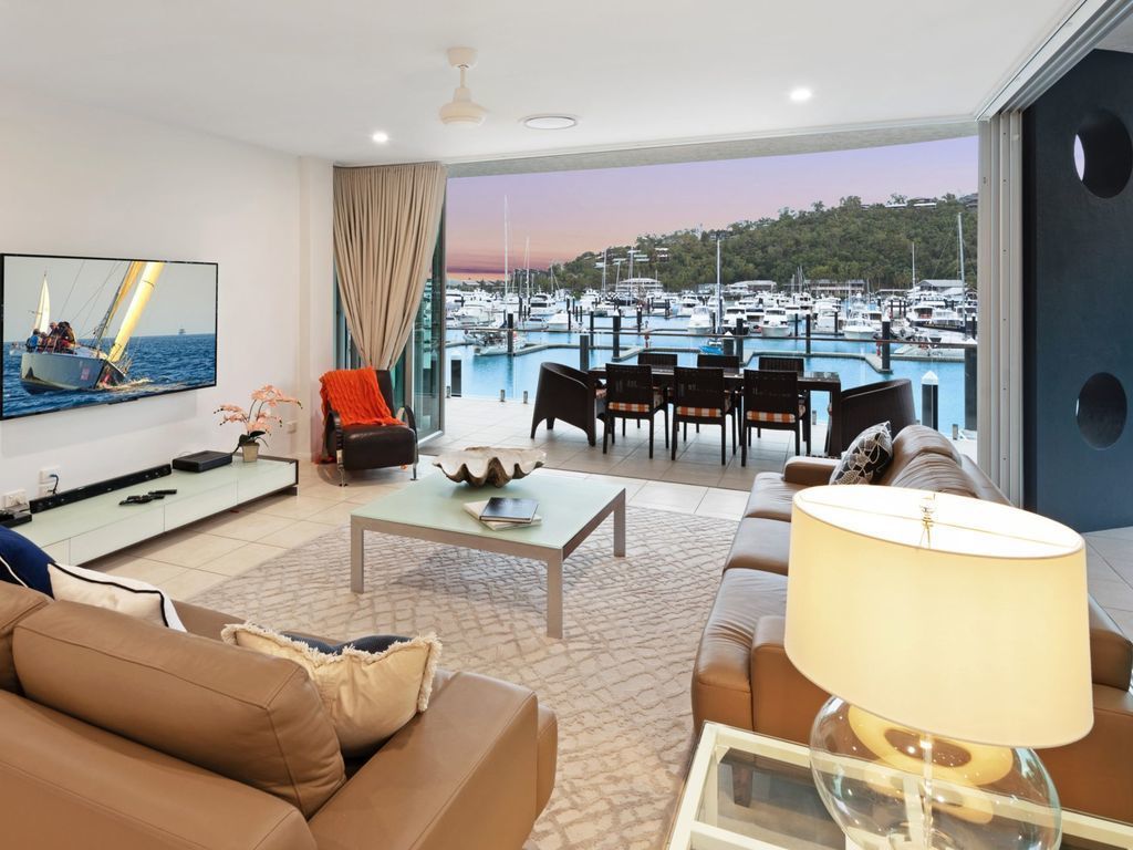 Prestige Pavillion Luxury 4 Bedroom Oceanfront With Buggy Great Location Pavillions 3 Hamilton Island