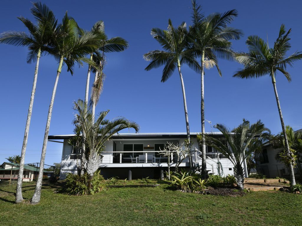 Ohana Beachfront Holiday Home