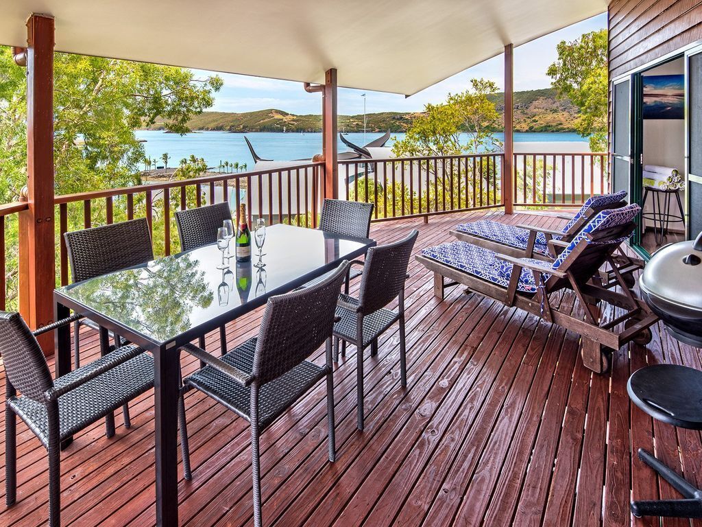 Casuarina Cove Villa 1 on Hamilton Island by Hamorent