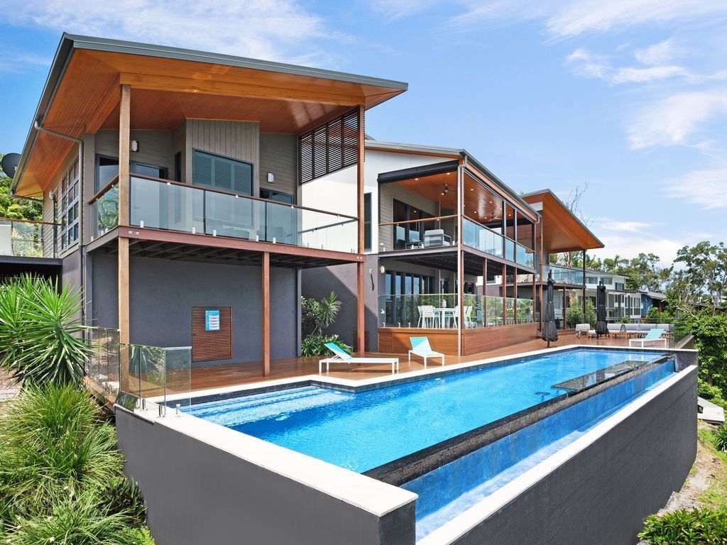 Southwinds - Stunning 7 Bedroom House on Hamilton Island