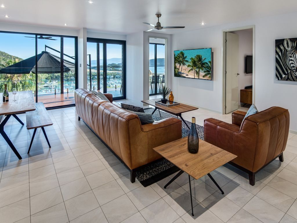 Southwinds - Stunning 7 Bedroom House on Hamilton Island