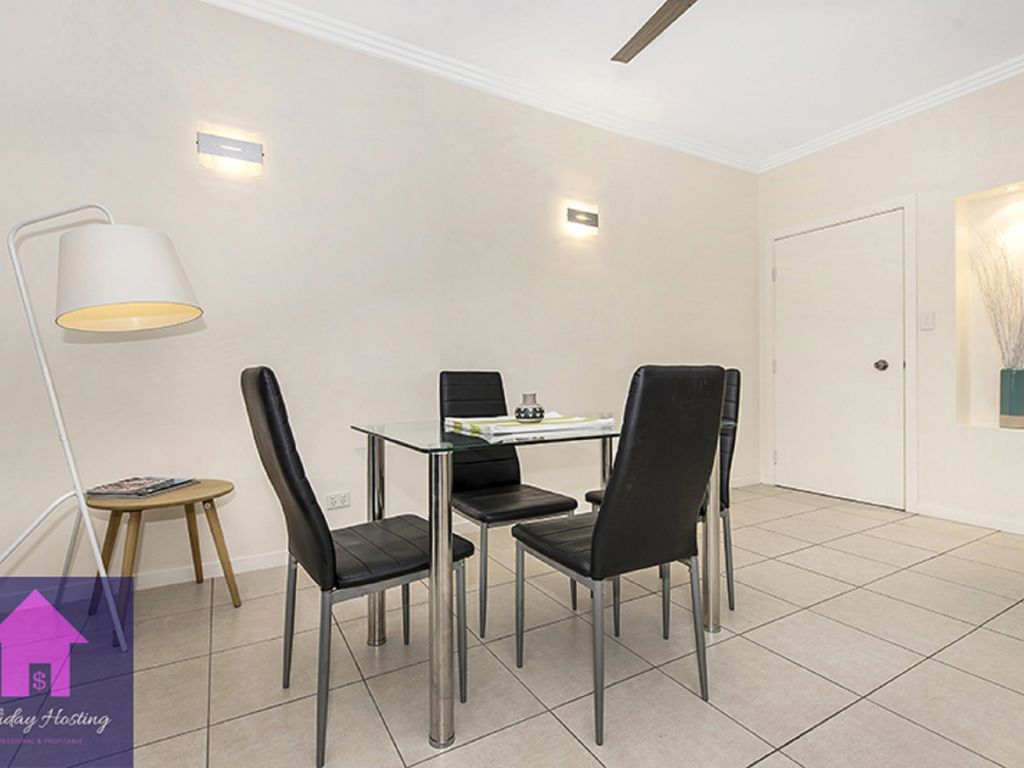 Modern Townsville Luxury - Spacious 3 BR Apartment!