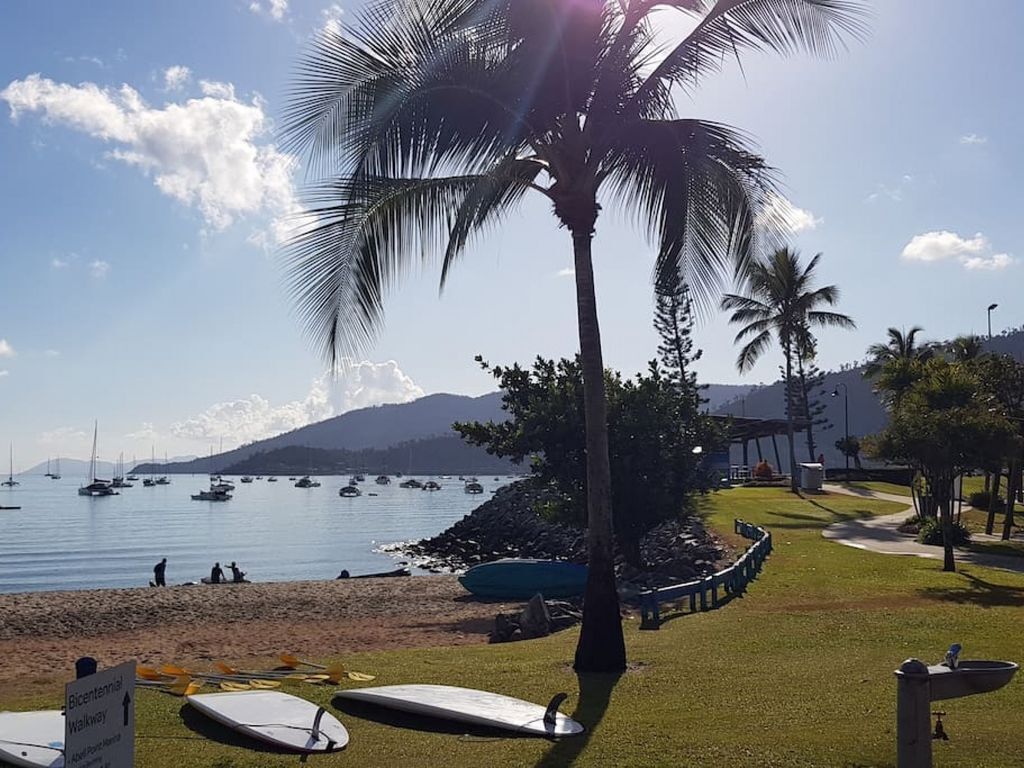 Daydreaming Airlie Beach Water Views & Moments to Boardwalk