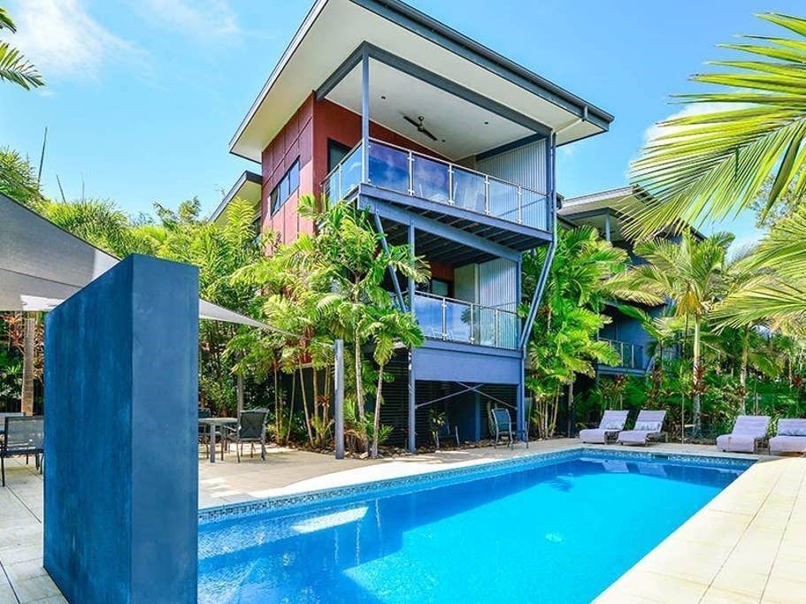 Pinnacle 2 - Seaview Apartment on Hamilton Island