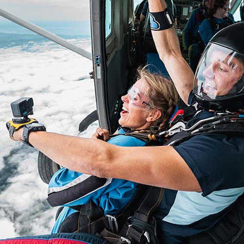 Skydive Sydney up to 15,000 feet