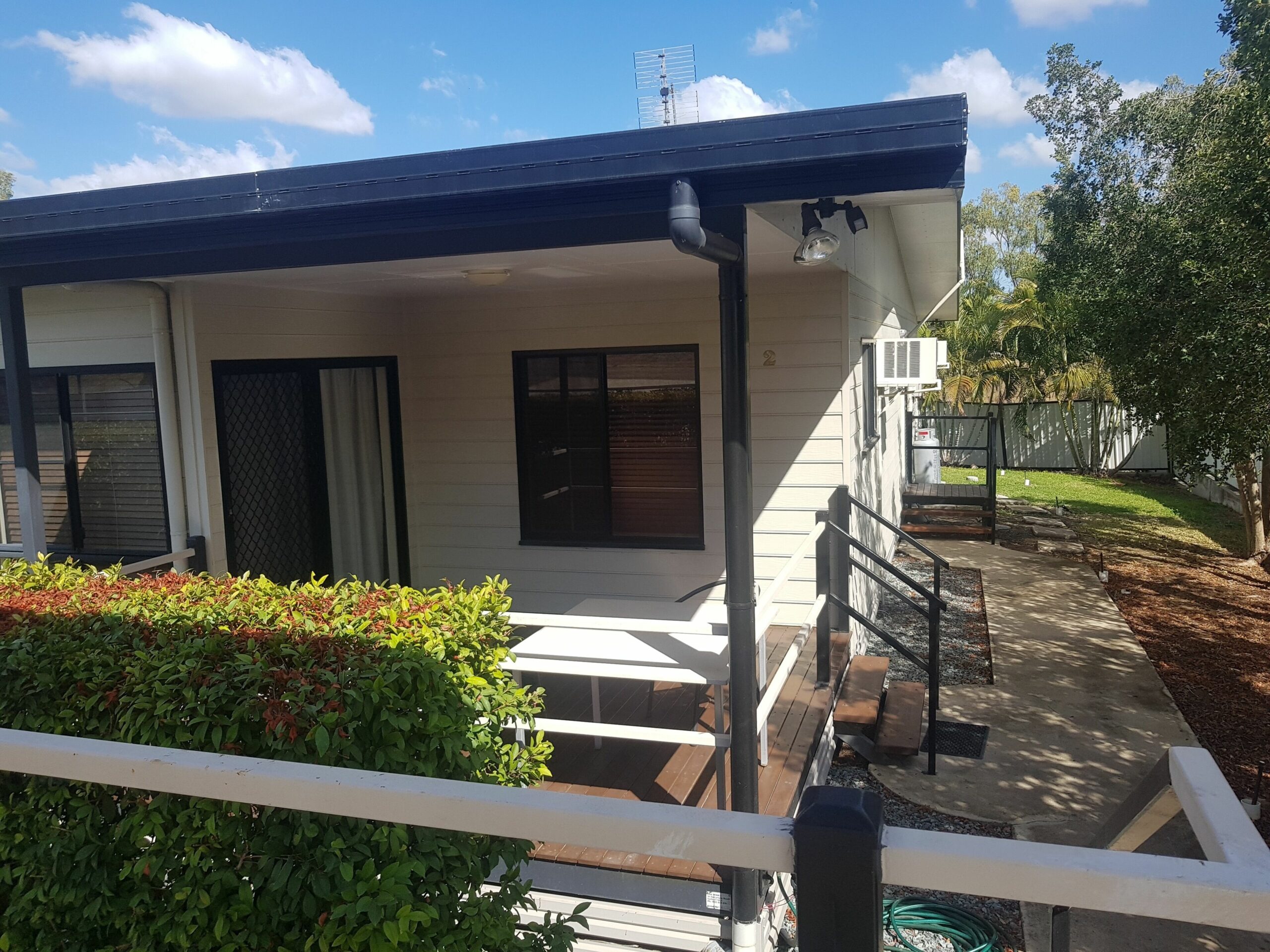 Furnished modern home - 3 bedroom, 2 bathroom, carport, airconditioned