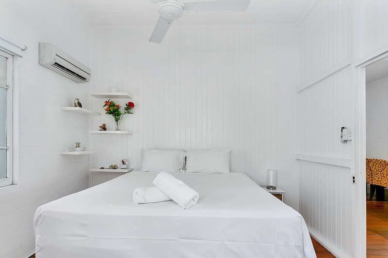 Queensland Living - Two Bedroom Queenslander House