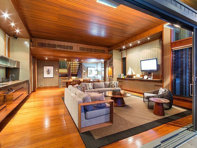 Yacht Club Villa 17 - Stunning Villa on Hamilton Island