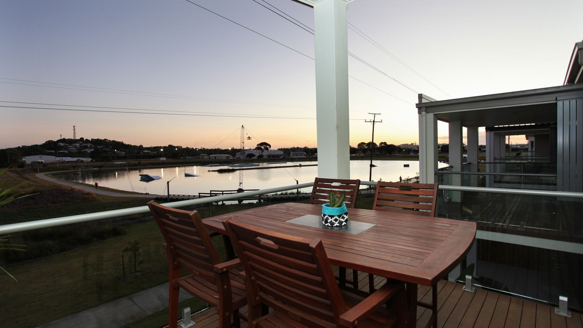 Lakeside Deck Holiday House