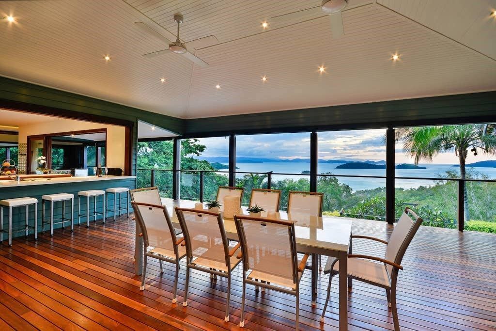 Whitsunday Waters - Beautiful Large House on Hamilton Island