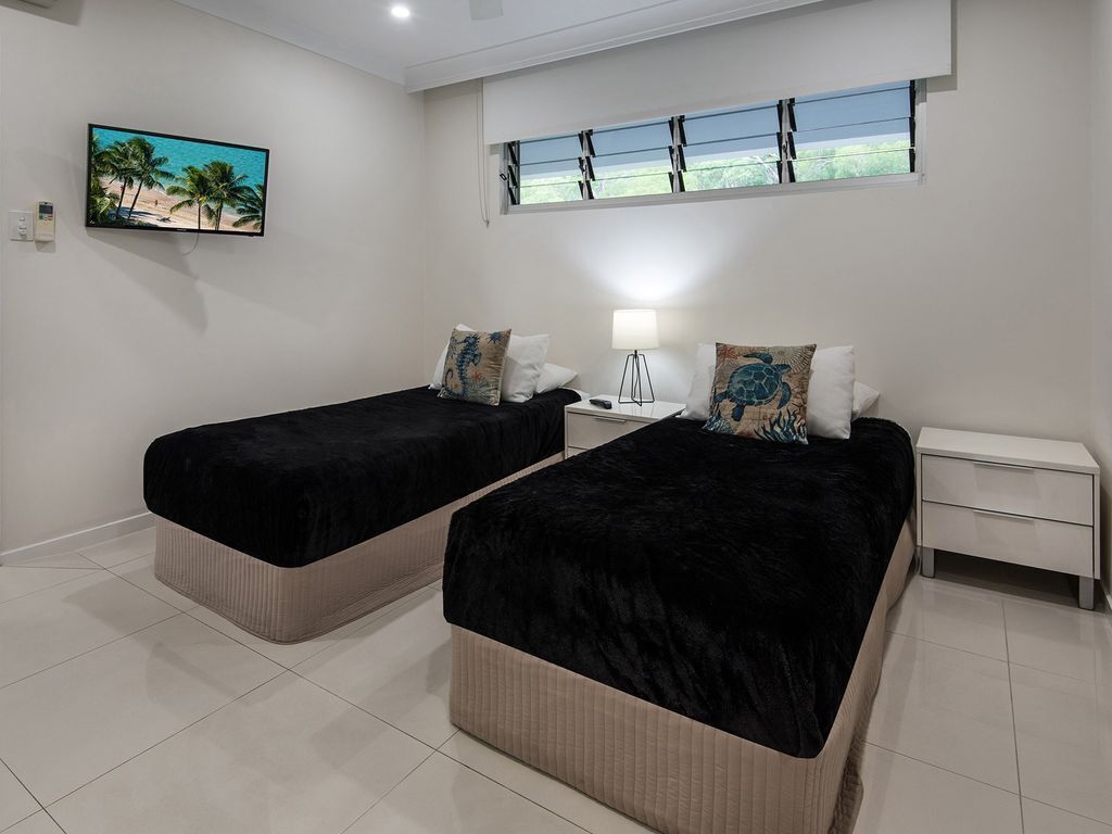 Frangipani 207 - Beachfront Apartment on Hamilton Island