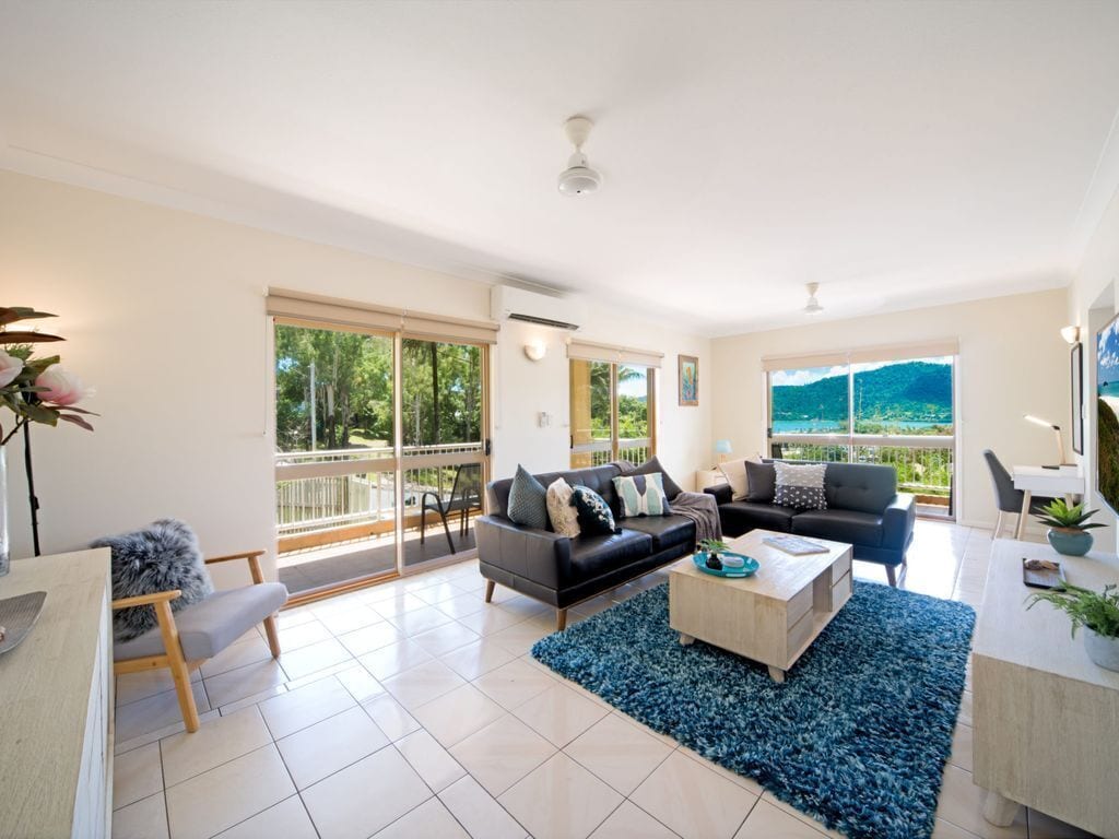 Beach House on Begley - Airlie Beach