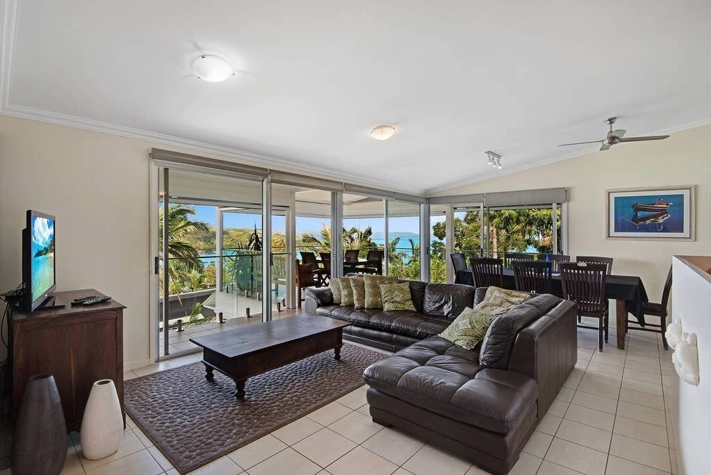 Oasis 23 - Seaview Apartment on Hamilton Island