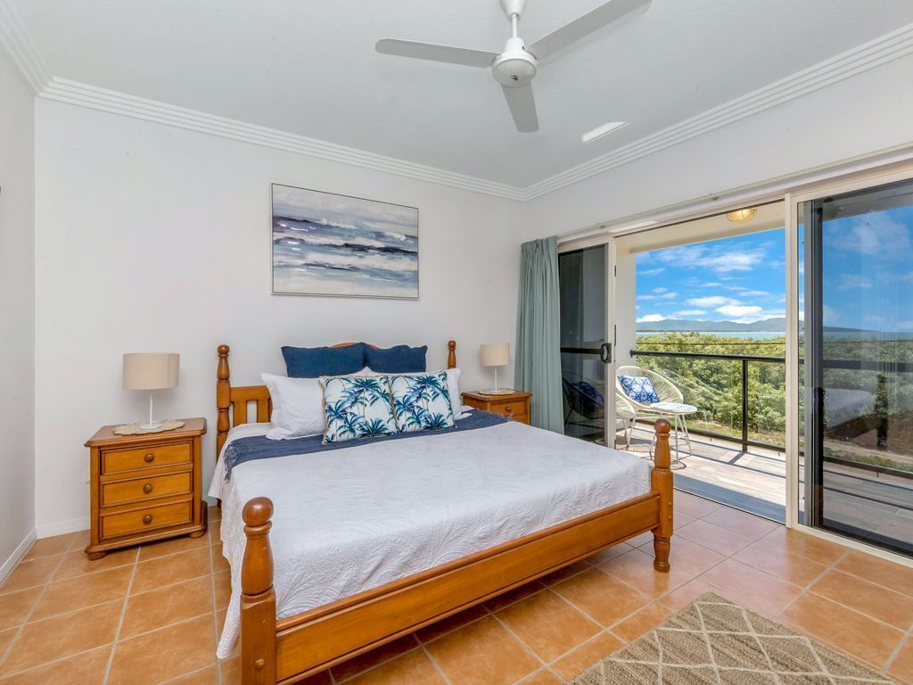 $700pw Ocean Breeze, Strand Waterview!!