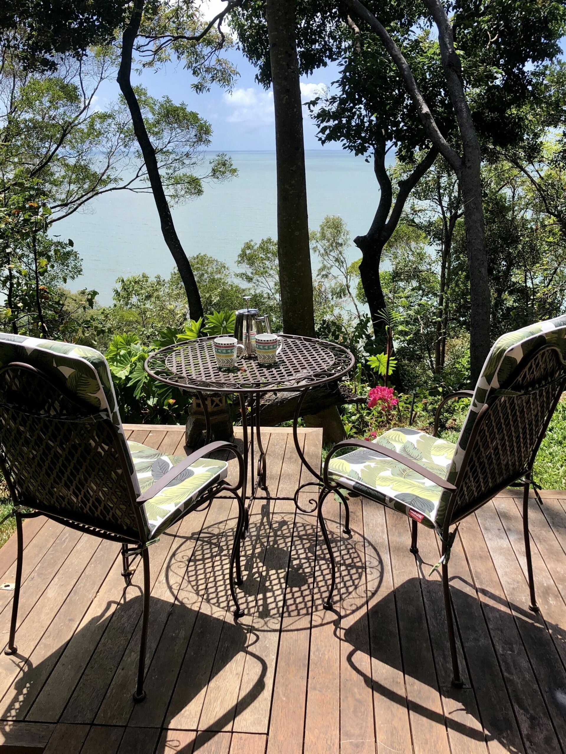 Gunnadoo - Ocean View Hut With Jacuzzi Private Rainforest Setting