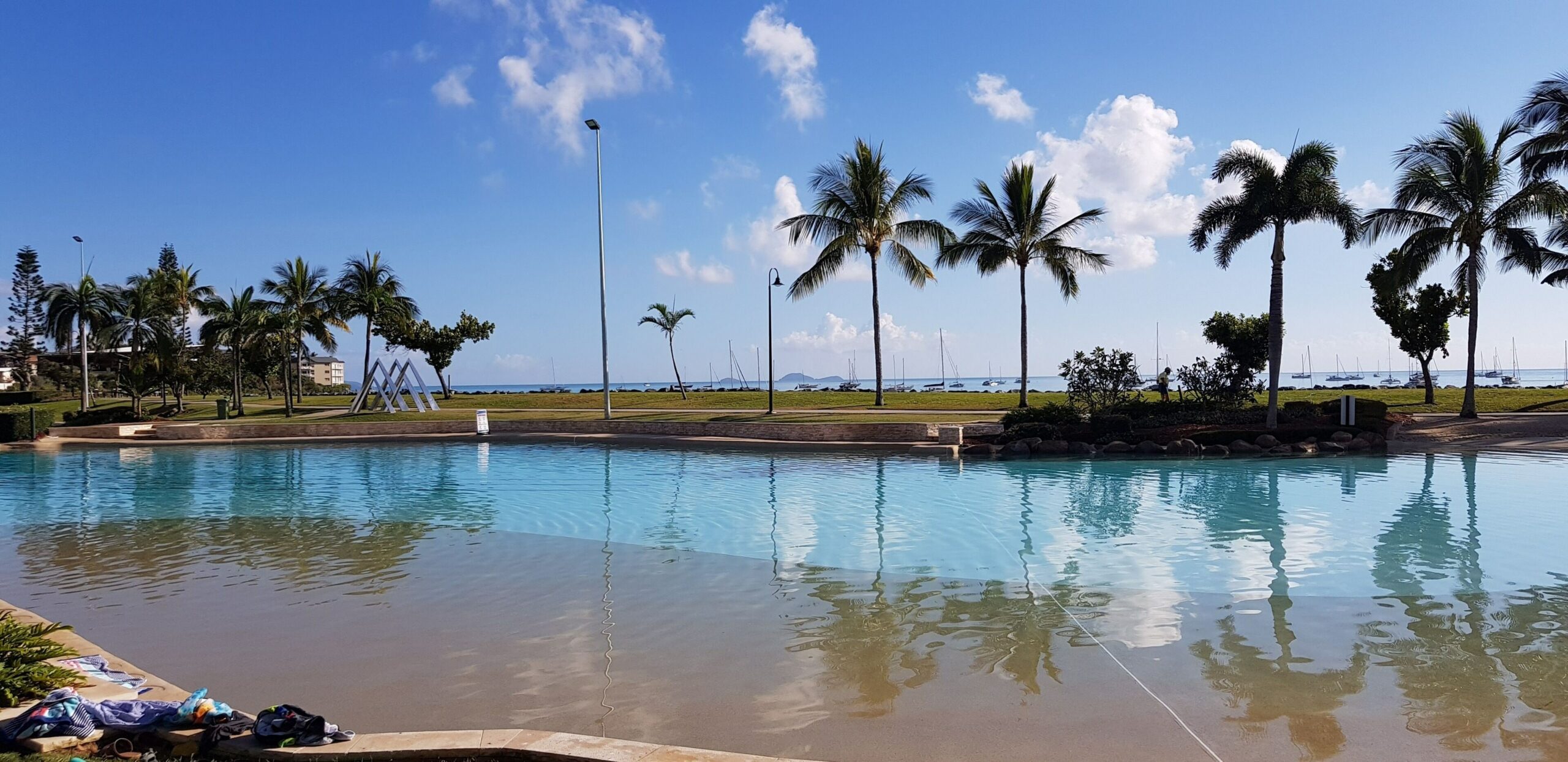 WHITSUNDAY Spacious & Comfortable, Moments from Picturesque Boardwalk