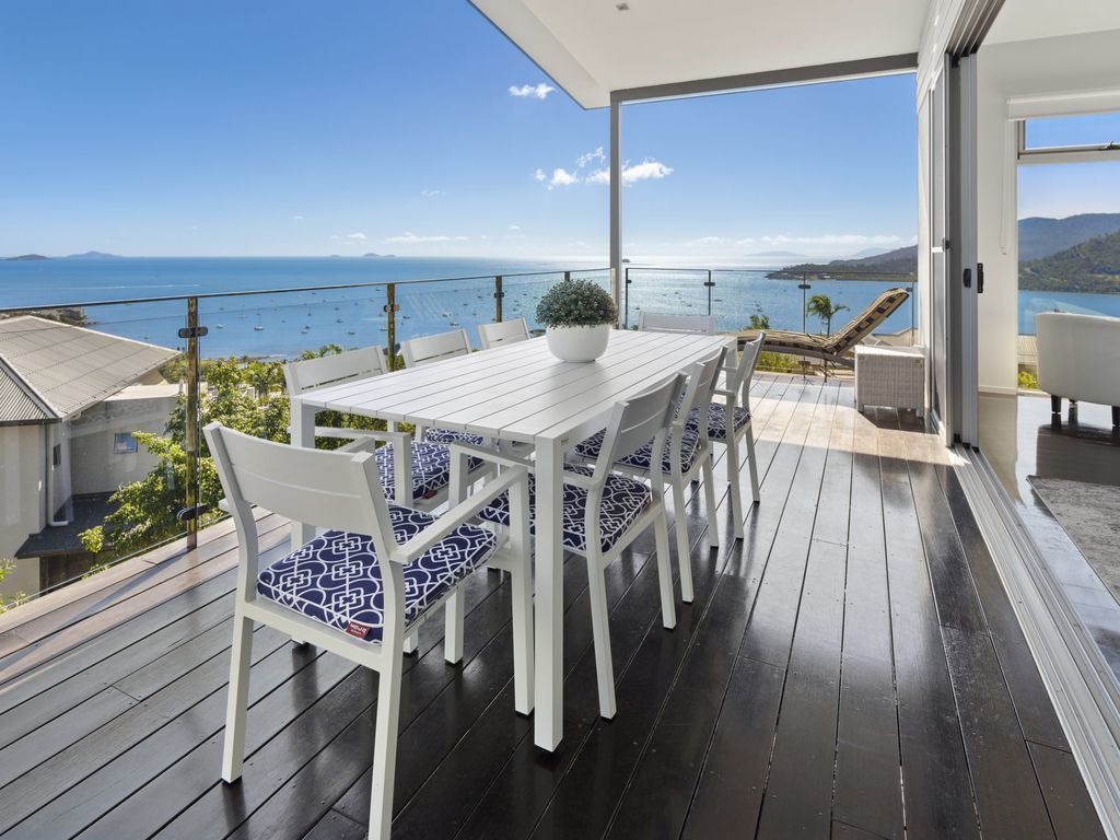 Horizons Holiday Home - Airlie Beach