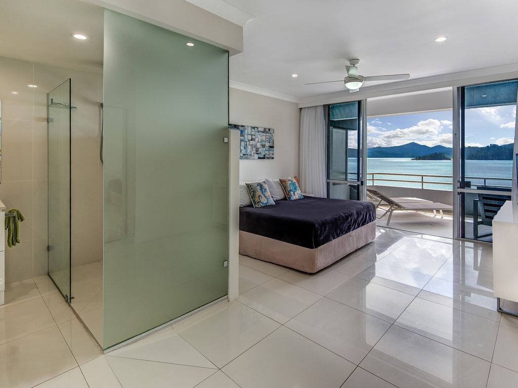 Frangipani 207 - Beachfront Apartment on Hamilton Island