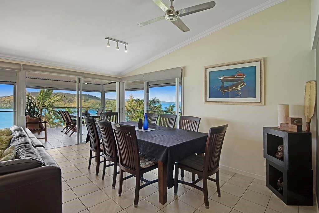 Oasis 23 - Seaview Apartment on Hamilton Island