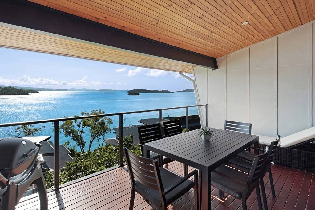 Shorelines 18 - Seaview Apartment on Hamilton Island