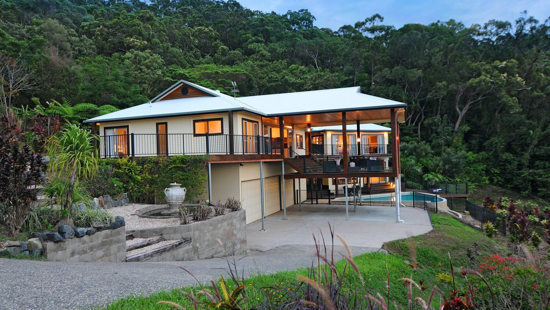 Port Douglas Sea Views Estate