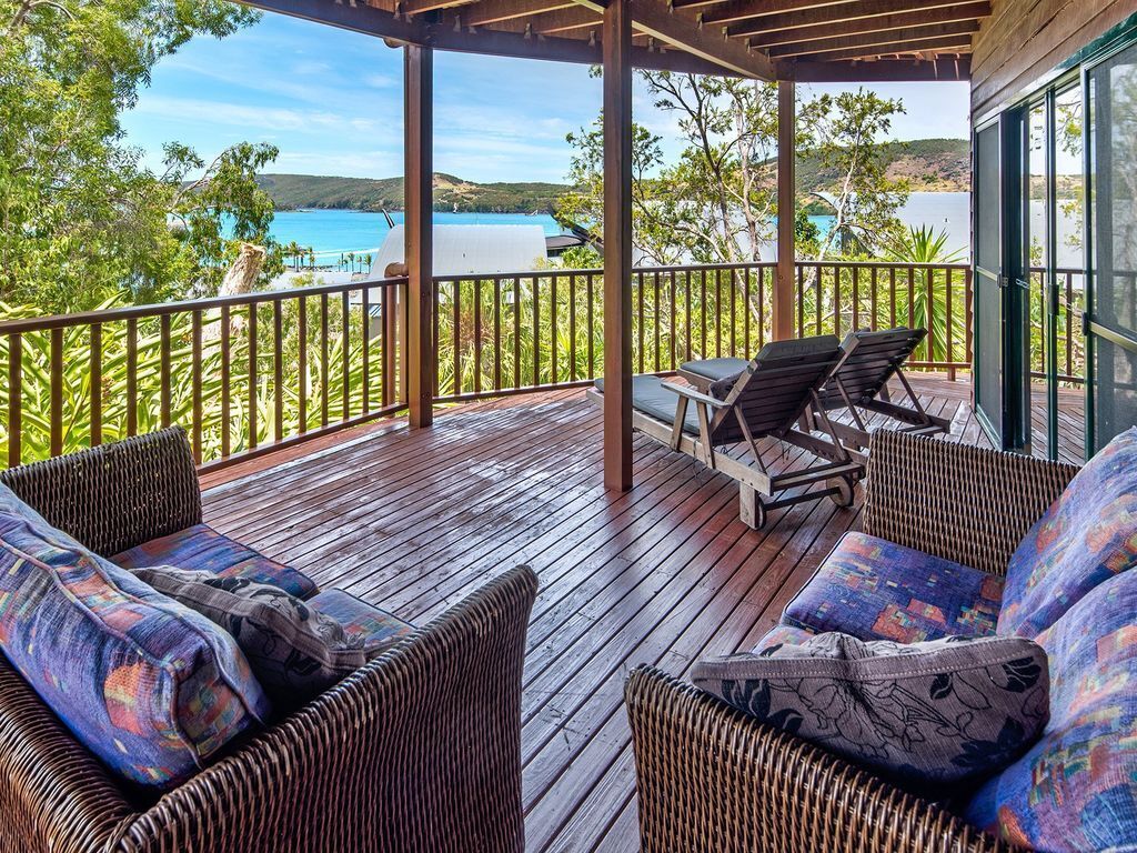 Casuarina Cove Villa 1 on Hamilton Island by Hamorent