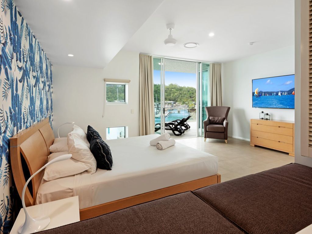 Prestige Pavillion Luxury 4 Bedroom Oceanfront With Buggy Great Location Pavillions 3 Hamilton Island