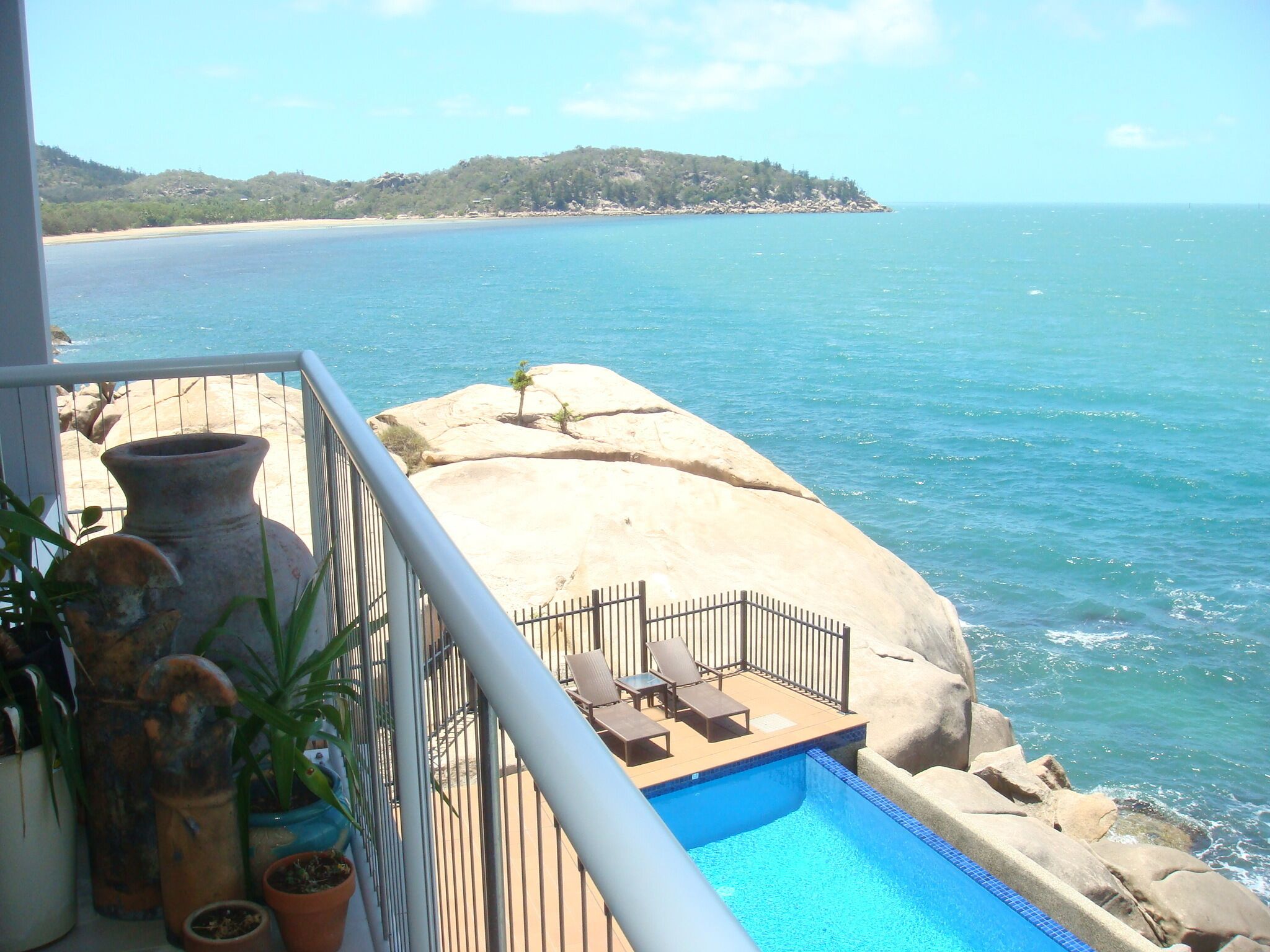 Best at Bright Point 4 Bedroom Absolute Waterfront Resort Style Apartment