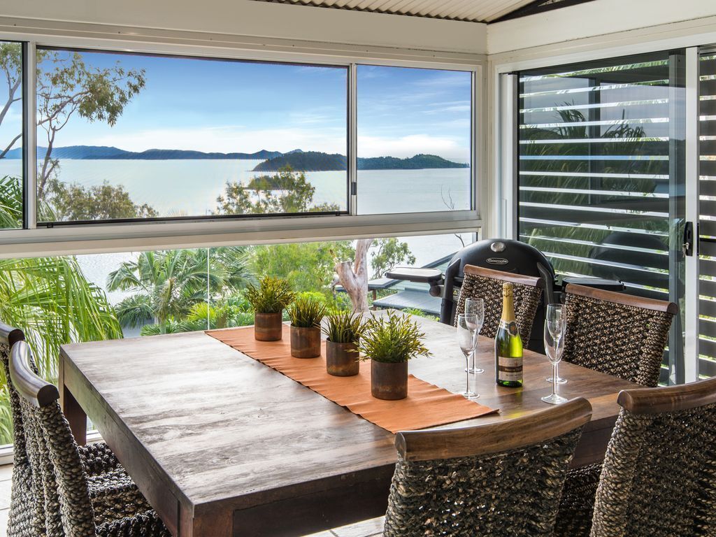 Oasis 4 - Hamilton Island