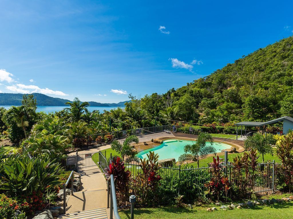 Frangipani Beachfront Lodge F7 on Hamilton Island by Hamorent