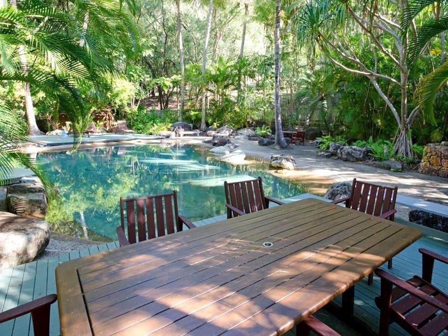 Poinciana Lodge 004 - Beautiful Apartment on Hamilton Island