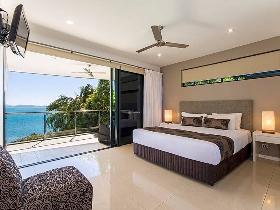 Edge Penthouse - Stunning Penthouse on Hamilton Island