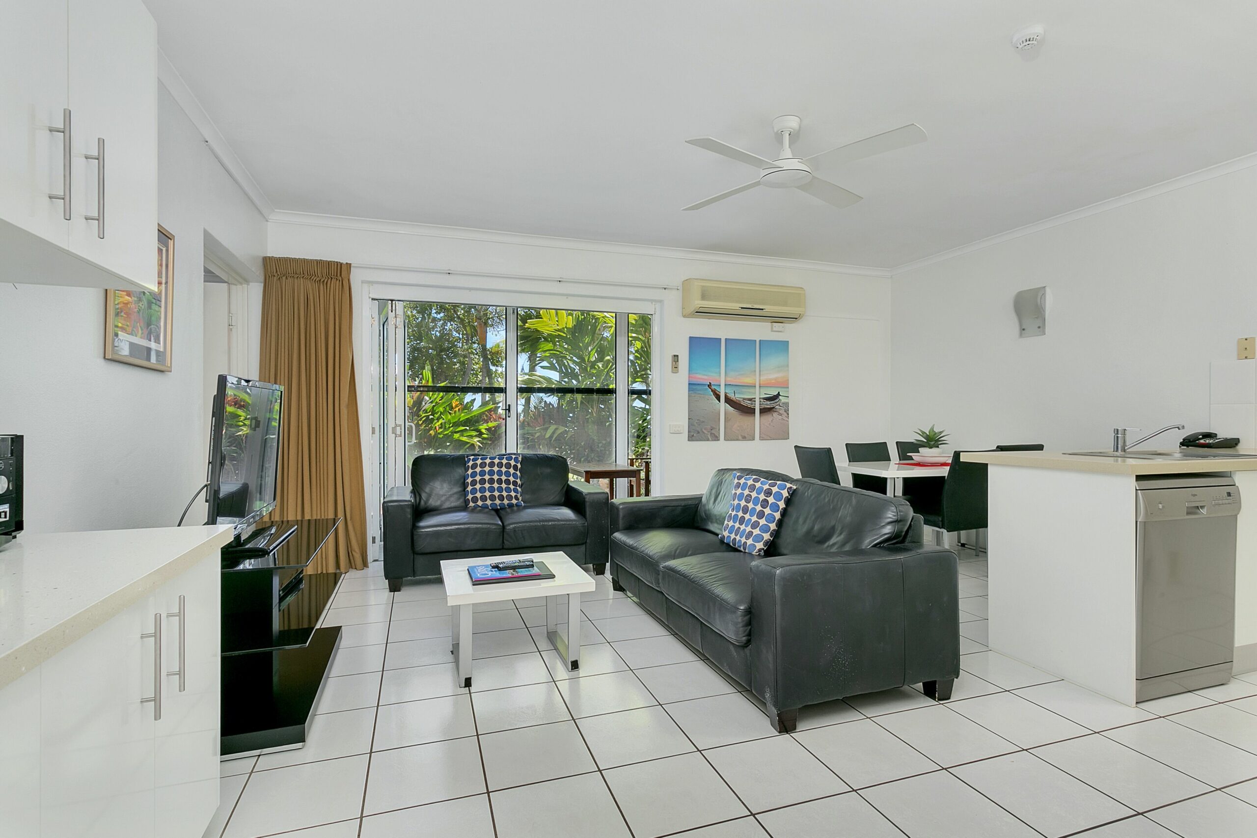 Two-bedroom Apartment Right In Front Of The Beach!